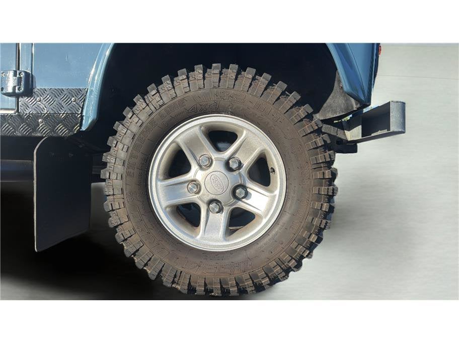 1991 Land Rover Defender 90 Base