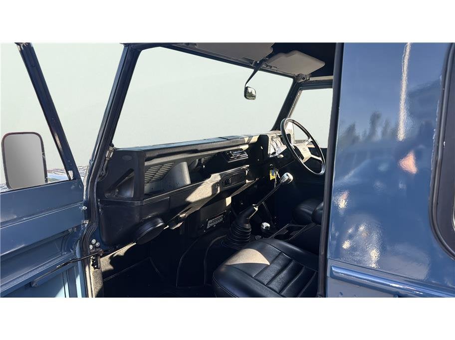 1991 Land Rover Defender 90 Base