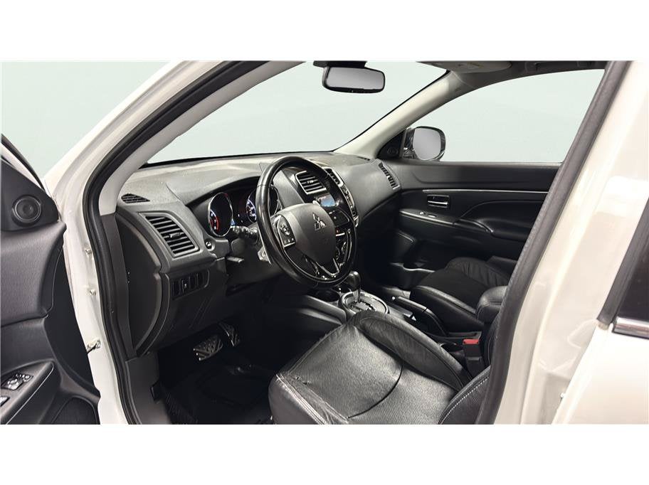 2016 Mitsubishi Outlander Sport SEL Sport Utility 4D