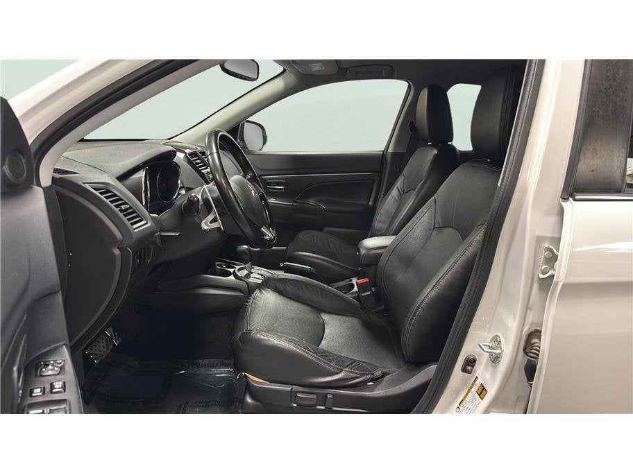 2016 Mitsubishi Outlander Sport SEL Sport Utility 4D