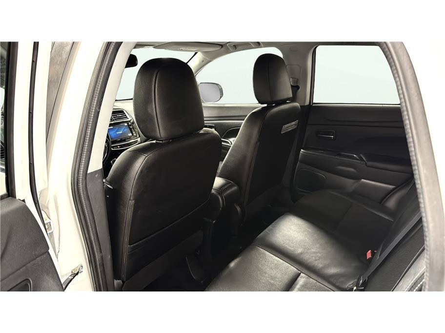 2016 Mitsubishi Outlander Sport SEL Sport Utility 4D