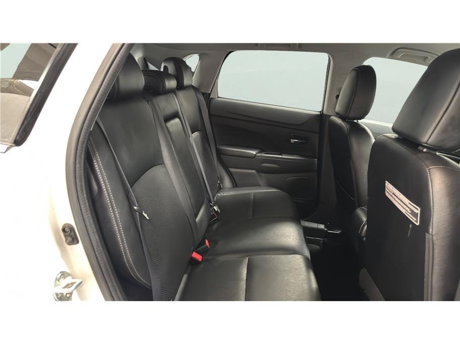 2016 Mitsubishi Outlander Sport SEL Sport Utility 4D