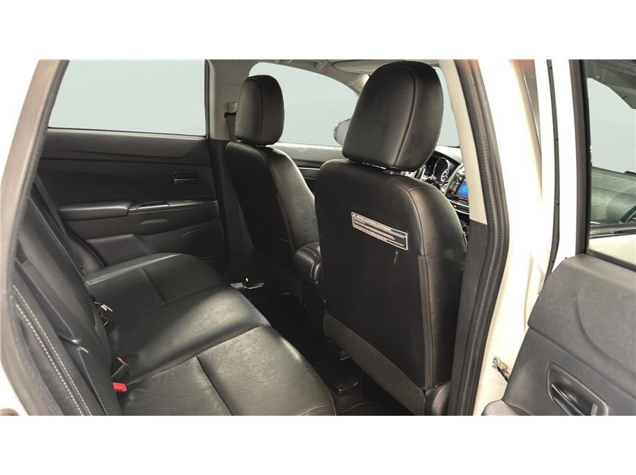 2016 Mitsubishi Outlander Sport SEL Sport Utility 4D