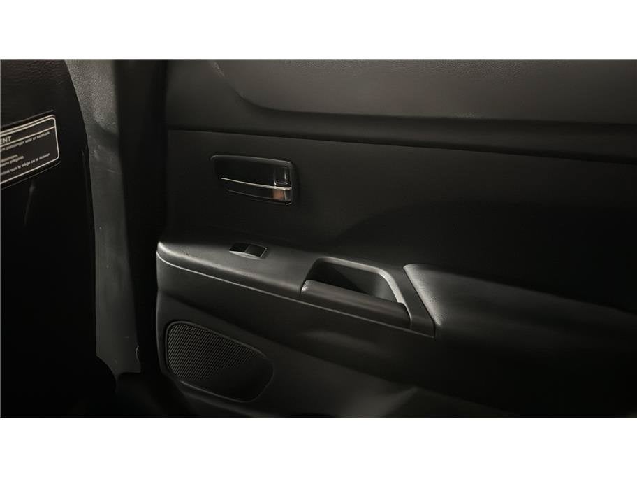 2016 Mitsubishi Outlander Sport SEL Sport Utility 4D