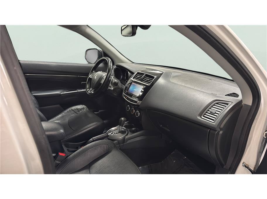 2016 Mitsubishi Outlander Sport SEL Sport Utility 4D