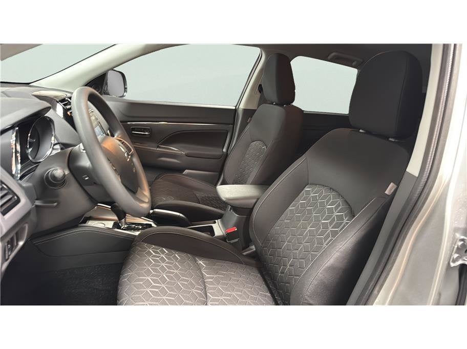 2027 Mitsubishi Outlander Sport ES Sport Utility 4D
