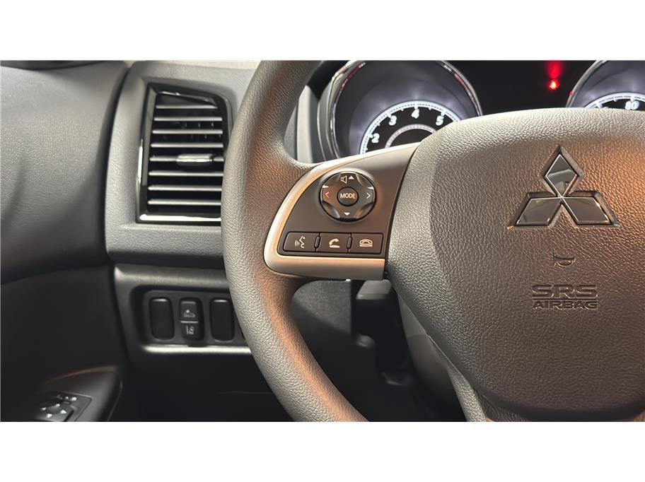 2027 Mitsubishi Outlander Sport ES Sport Utility 4D