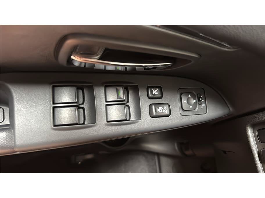2027 Mitsubishi Outlander Sport ES Sport Utility 4D
