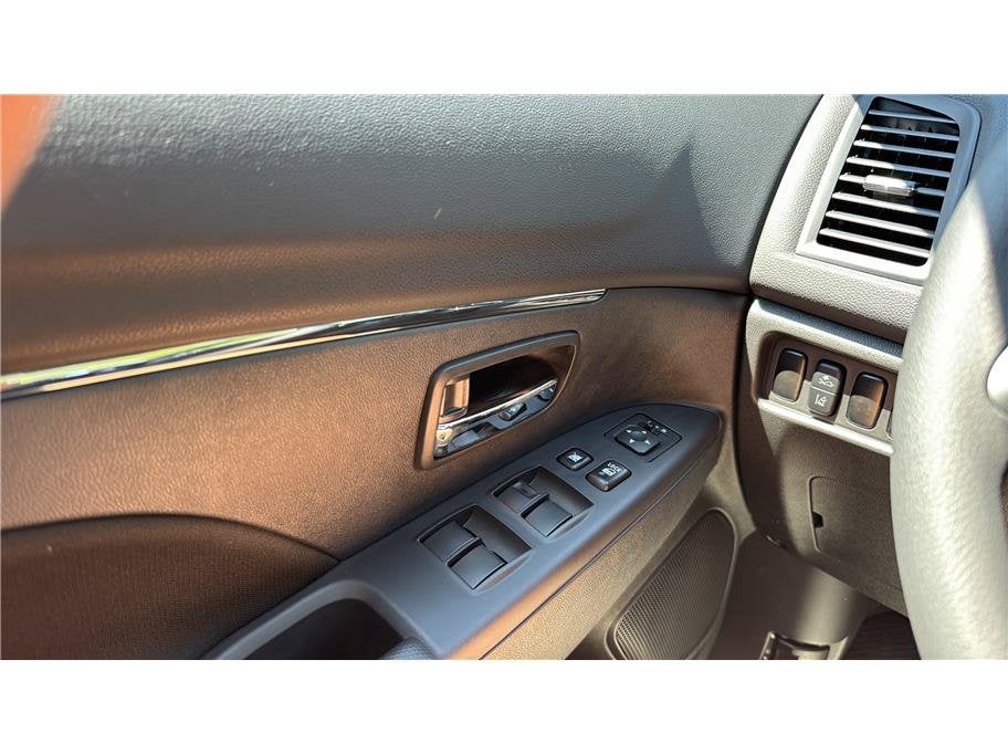 2027 Mitsubishi Outlander Sport S, ES, LE, SE