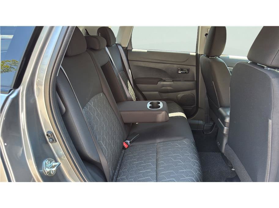 2026 Mitsubishi Outlander Sport LE Sport Utility 4D