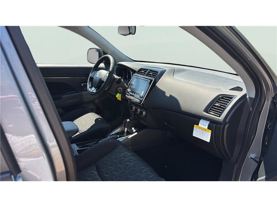 2026 Mitsubishi Outlander Sport LE Sport Utility 4D