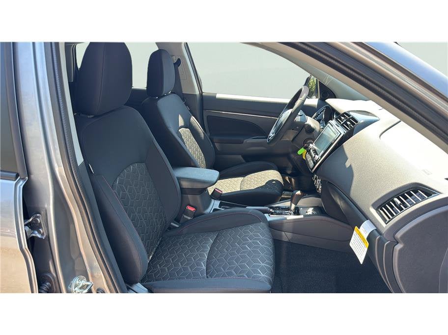 2026 Mitsubishi Outlander Sport LE Sport Utility 4D