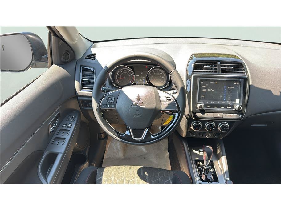 2026 Mitsubishi Outlander Sport LE Sport Utility 4D