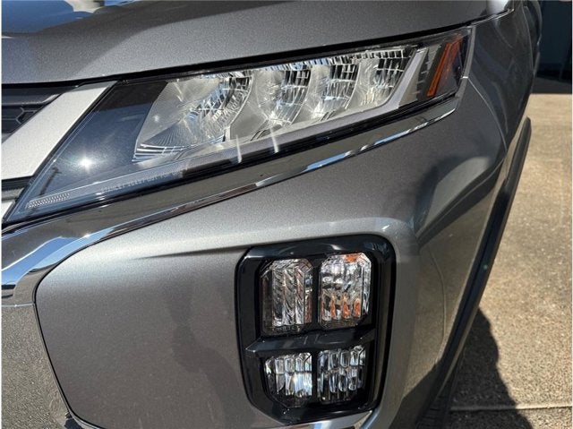 2026 Mitsubishi Outlander Sport ES Sport Utility 4D