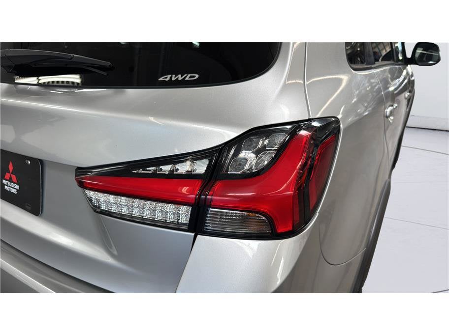 2024 Mitsubishi Outlander Sport ES Sport Utility 4D