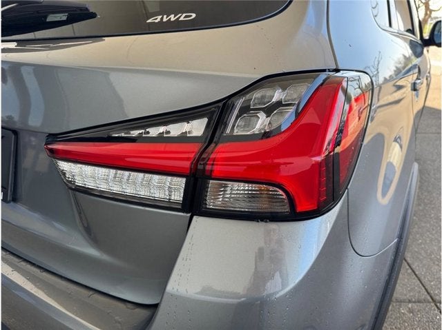 2026 Mitsubishi Outlander Sport ES Sport Utility 4D