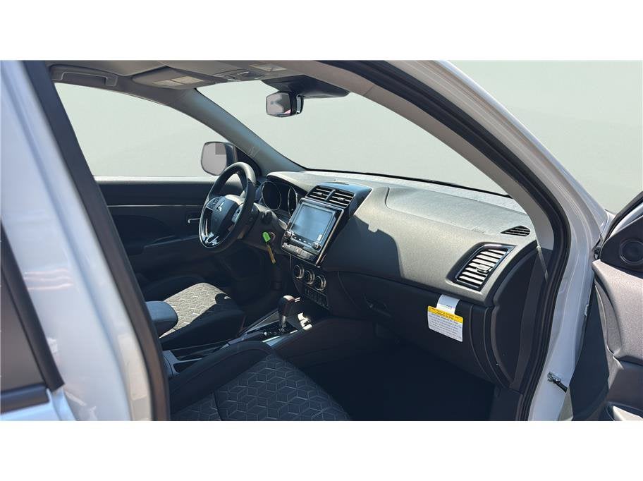 2026 Mitsubishi Outlander Sport LE Sport Utility 4D