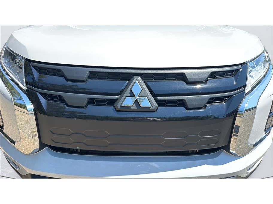 2026 Mitsubishi Outlander Sport LE Sport Utility 4D