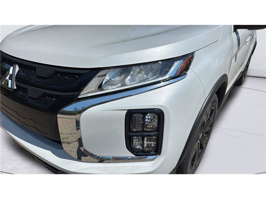 2026 Mitsubishi Outlander Sport LE Sport Utility 4D