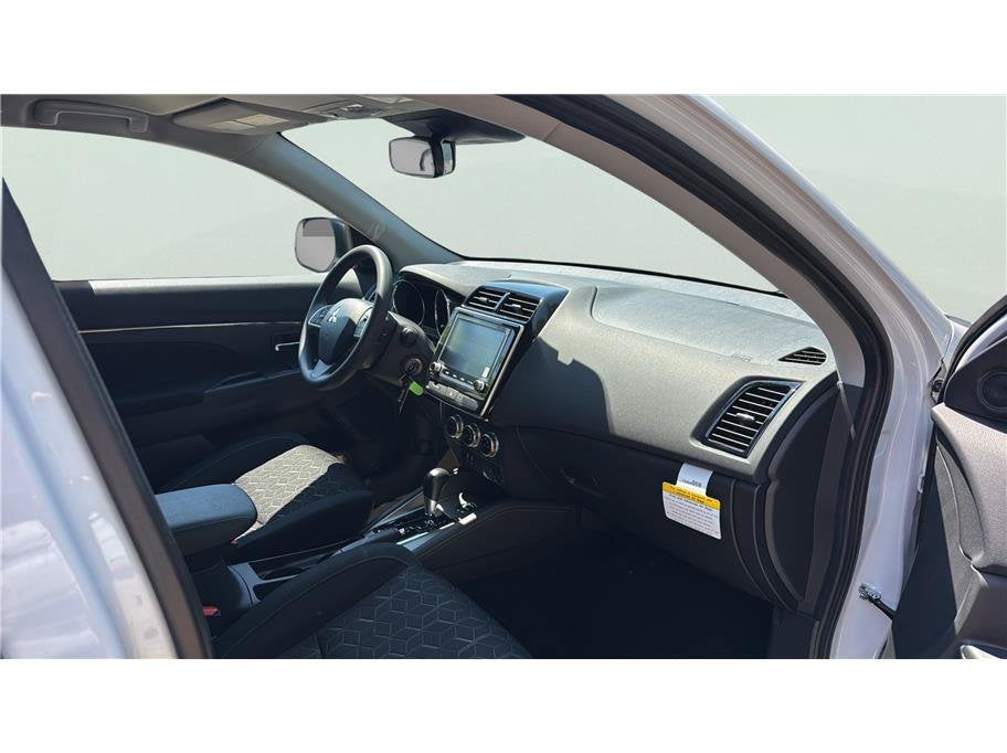 2026 Mitsubishi Outlander Sport ES Sport Utility 4D