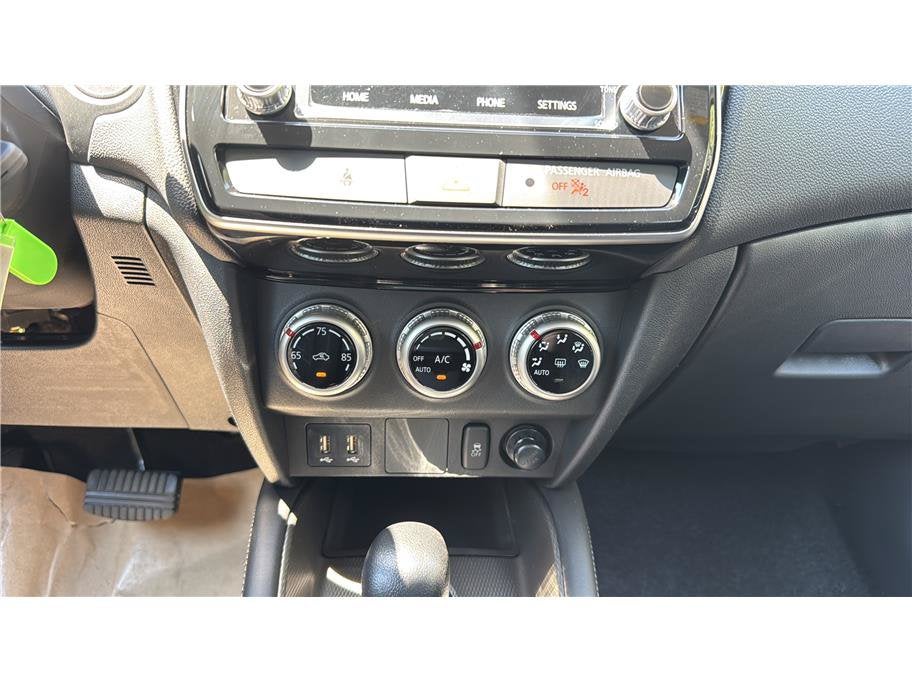 2026 Mitsubishi Outlander Sport ES Sport Utility 4D