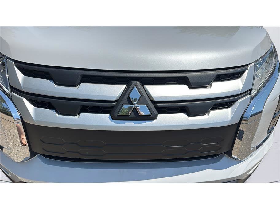 2026 Mitsubishi Outlander Sport ES Sport Utility 4D