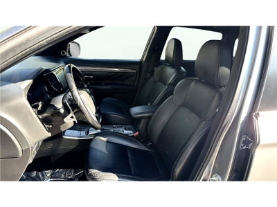 2020 Mitsubishi Outlander PHEV SEL Sport Utility 4D