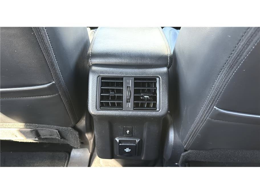2020 Mitsubishi Outlander PHEV SEL Sport Utility 4D