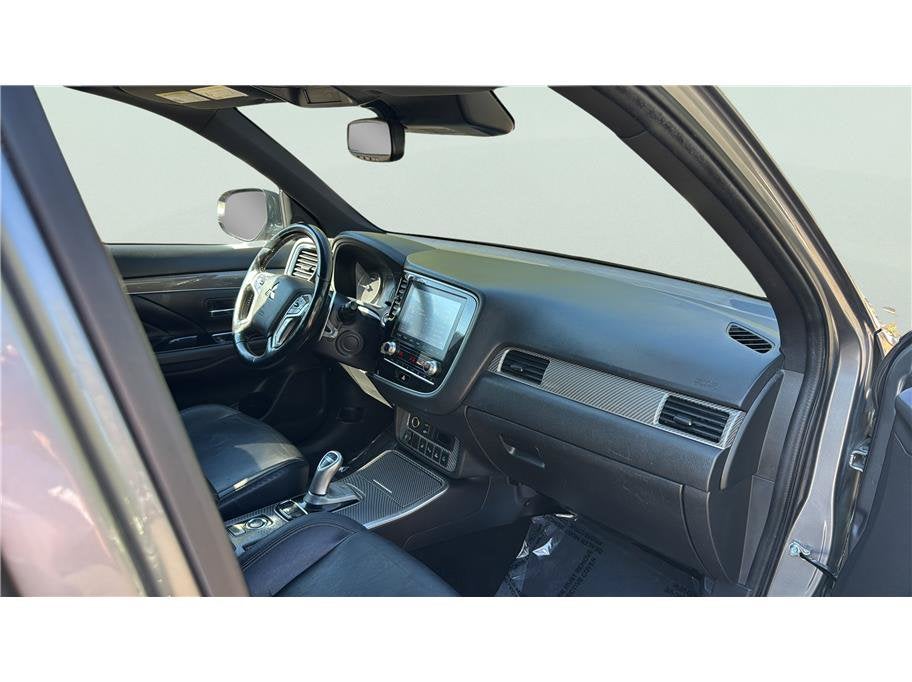 2020 Mitsubishi Outlander PHEV SEL Sport Utility 4D