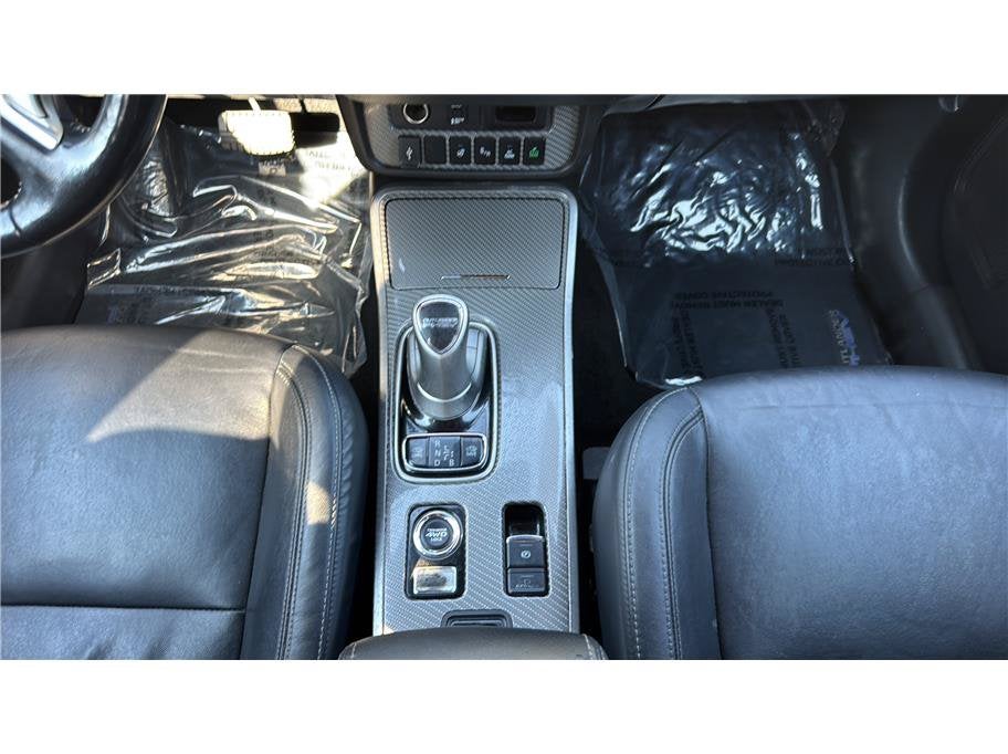 2020 Mitsubishi Outlander PHEV SEL Sport Utility 4D