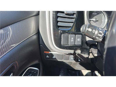 2020 Mitsubishi Outlander PHEV SEL Sport Utility 4D