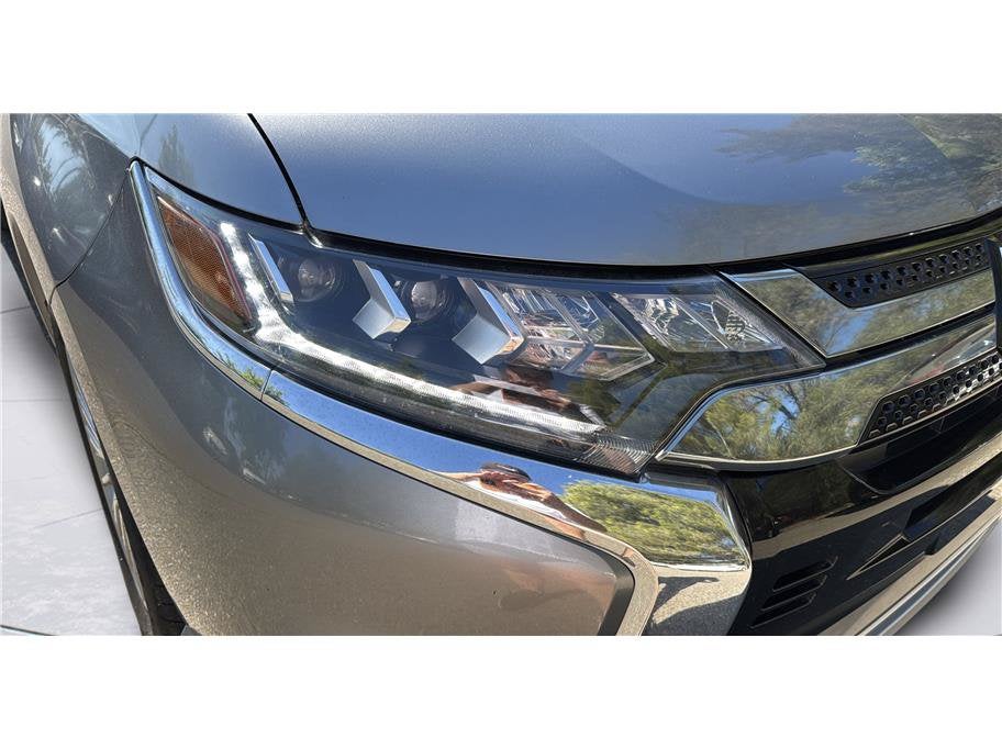 2020 Mitsubishi Outlander PHEV SEL Sport Utility 4D