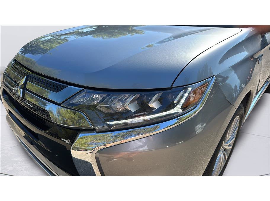 2020 Mitsubishi Outlander PHEV SEL Sport Utility 4D