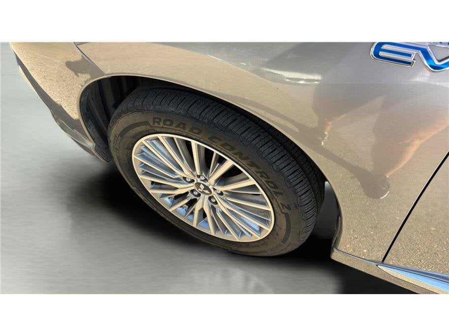 2020 Mitsubishi Outlander PHEV SEL Sport Utility 4D