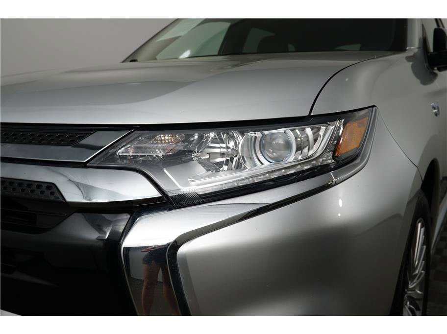 2022 Mitsubishi Outlander PHEV LE Sport Utility 4D