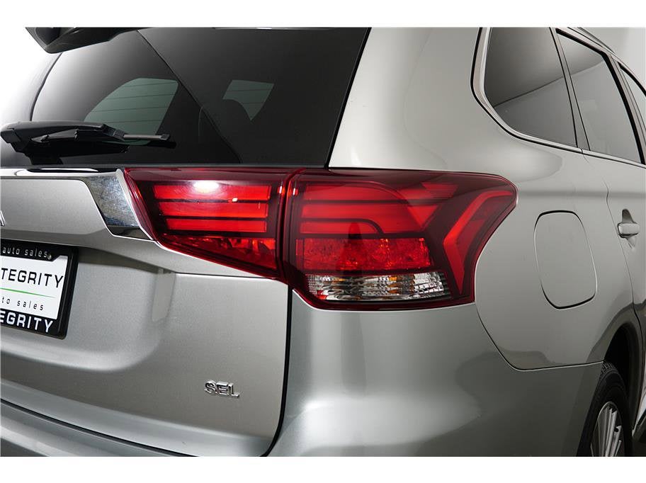 2022 Mitsubishi Outlander PHEV LE Sport Utility 4D