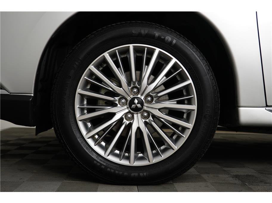2022 Mitsubishi Outlander PHEV LE Sport Utility 4D