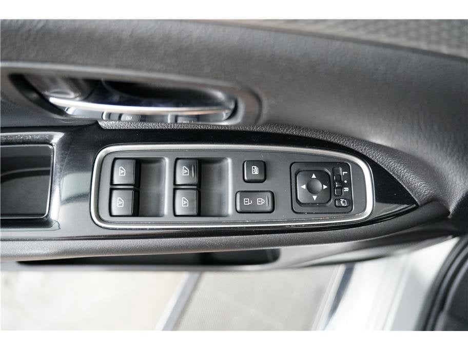 2022 Mitsubishi Outlander PHEV LE Sport Utility 4D