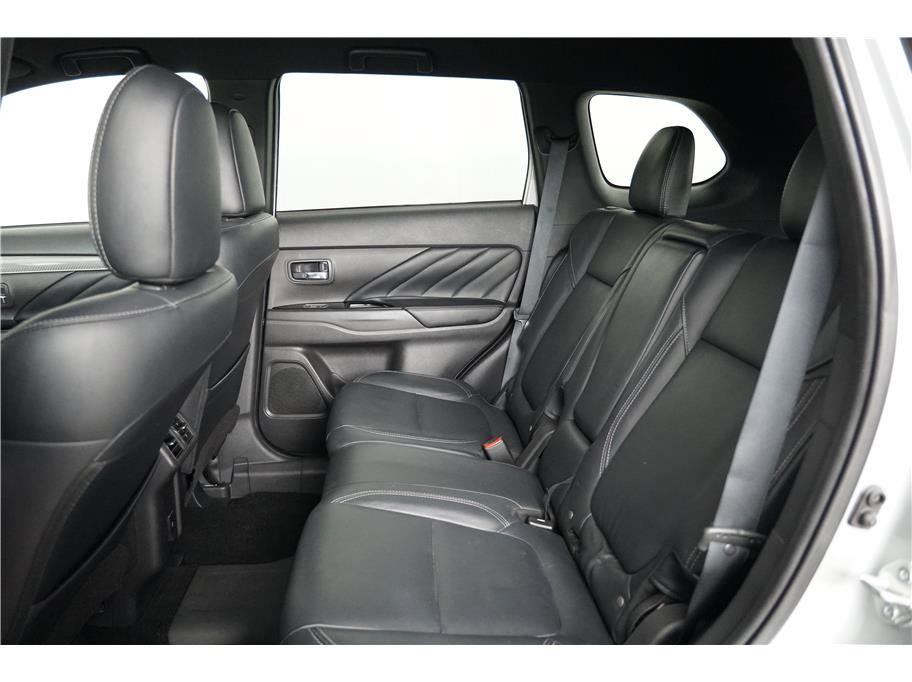 2022 Mitsubishi Outlander PHEV LE Sport Utility 4D