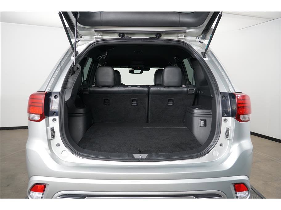 2022 Mitsubishi Outlander PHEV LE Sport Utility 4D