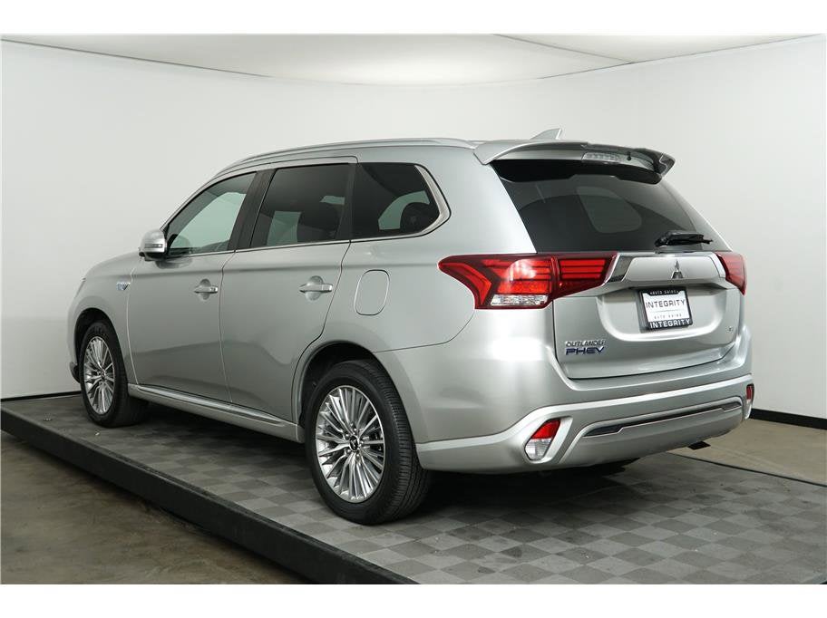2022 Mitsubishi Outlander PHEV LE Sport Utility 4D