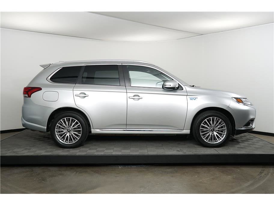 2022 Mitsubishi Outlander PHEV LE Sport Utility 4D