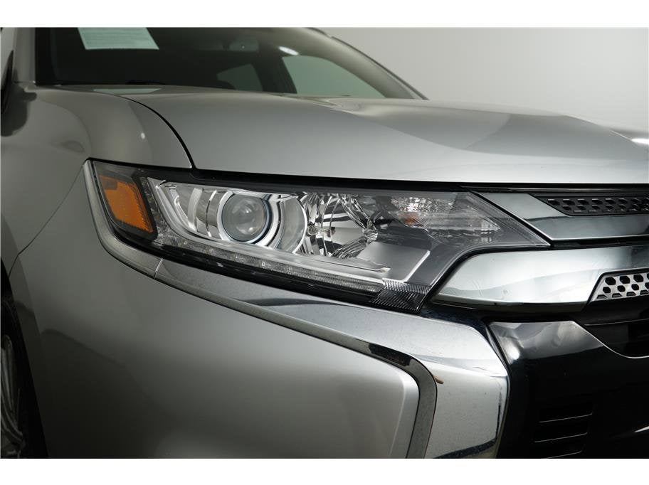 2022 Mitsubishi Outlander PHEV LE Sport Utility 4D