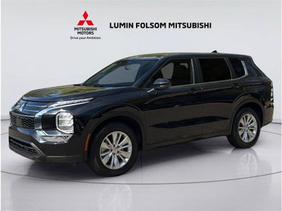 2025 Mitsubishi Outlander ES