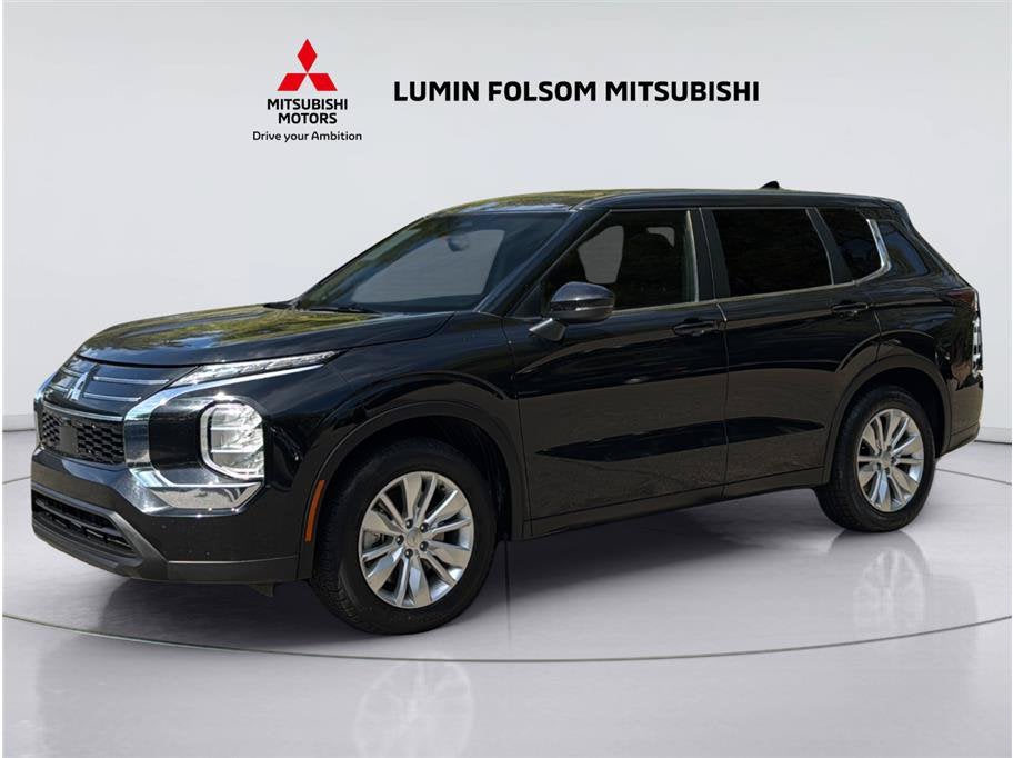 2025 Mitsubishi Outlander ES