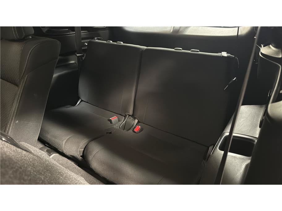 2025 Mitsubishi Outlander ES
