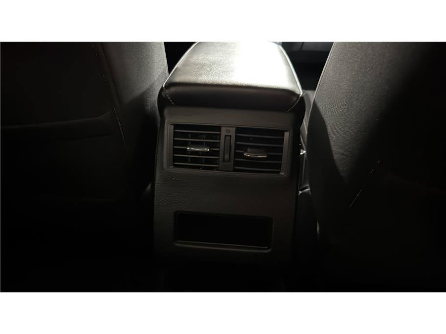 2025 Mitsubishi Outlander ES