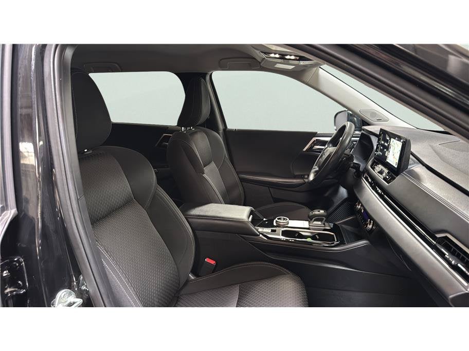 2025 Mitsubishi Outlander ES