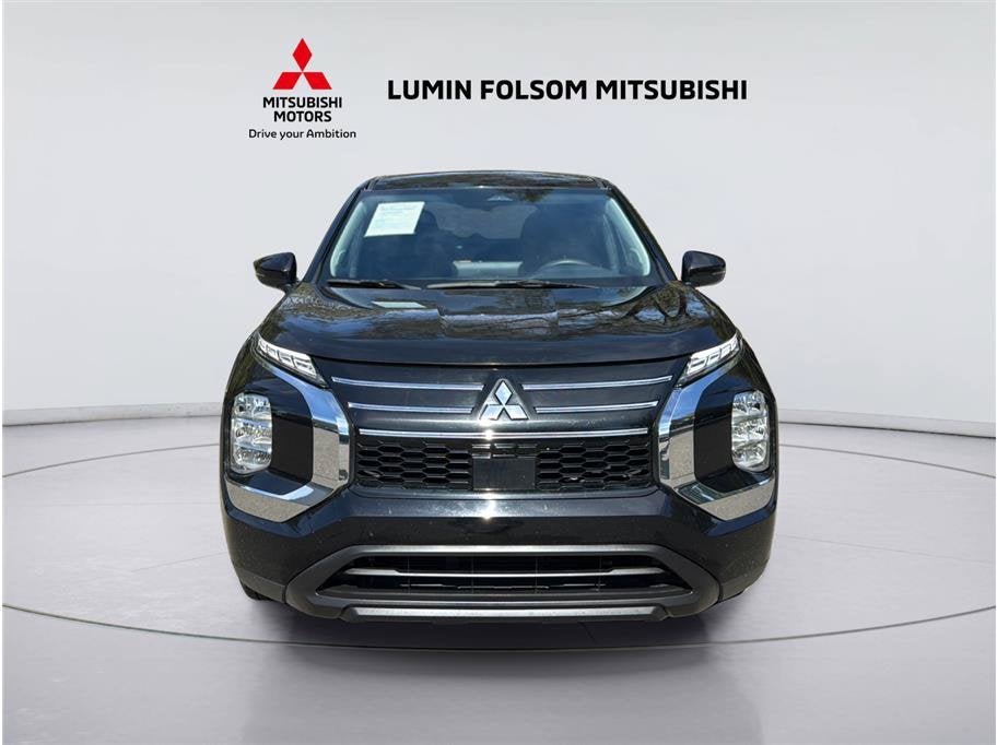2025 Mitsubishi Outlander ES