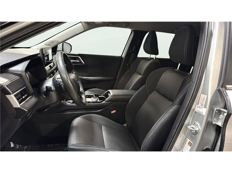 2025 Mitsubishi Outlander ES